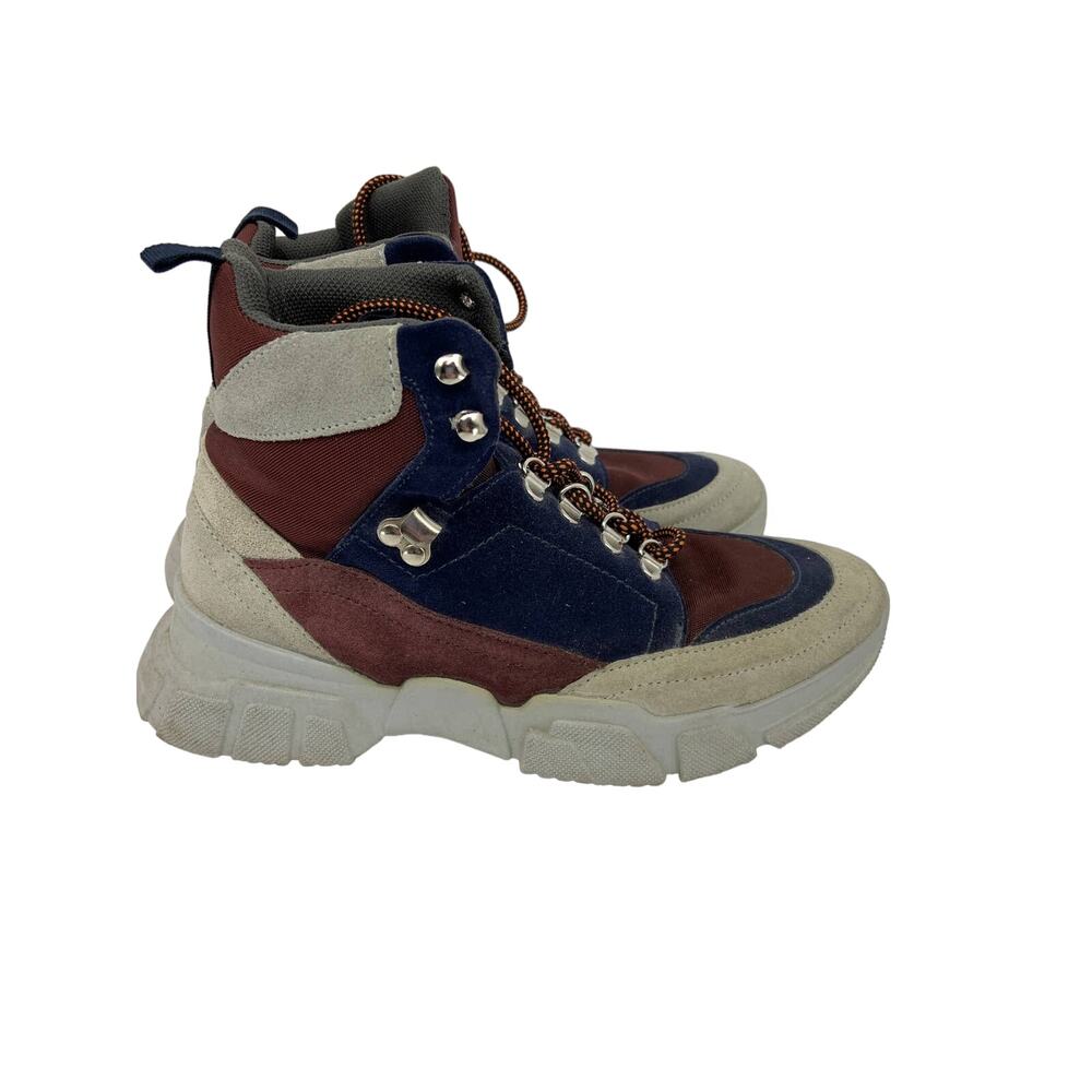 Urban Outfitters Suede Hiking Sneakers Shoes Size 6